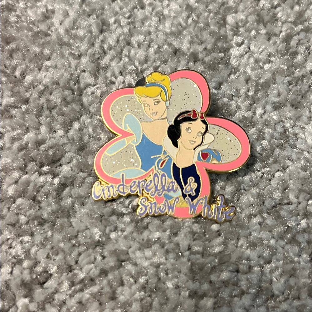 Cinderella & Snow White Official Trading Pin